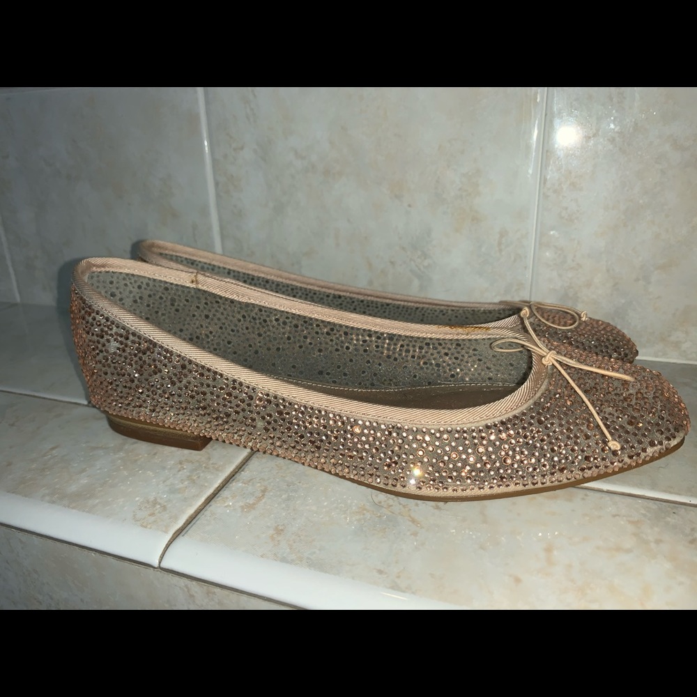 SPARKLING Rose Gold Adrianna Papell Flats size 7